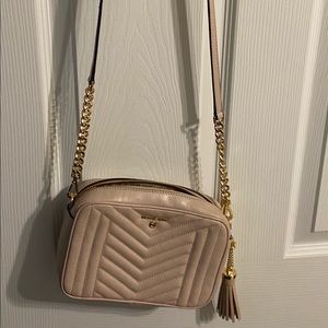 Michael Kors Jet Set Charm Leather Camera Bag